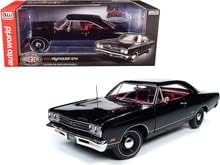 1969 Plymouth GTX Hardtop x9 црн кадифе со црвен ентериерски мускулен автомобил и Corvette Nationals 1/18 Diecast Model Car By Auto